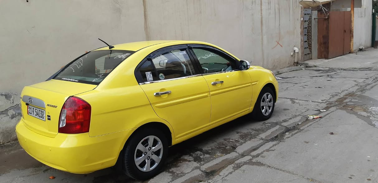 سلام عليكم سياره اكسنت موديل 9 رقم بغداد الدولي وارد كوري سياره نضيفه كاربون بيها المكان موصل حي النور السعر اتصال عل *********** ـ ***********
