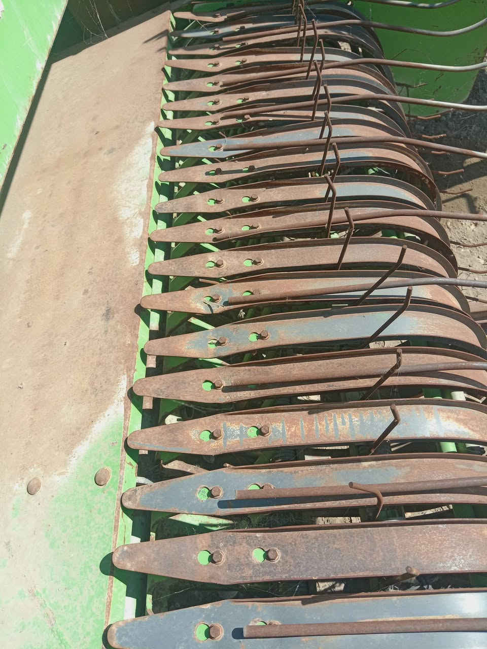 سلام عليكم البيع كابسه حجم 555 موديل ٢٠١٦ جاهزه الشغل رقم هاتف ***********َ كورك *********** سعر ٥ملاين وربع وبيه مجال الشراي
