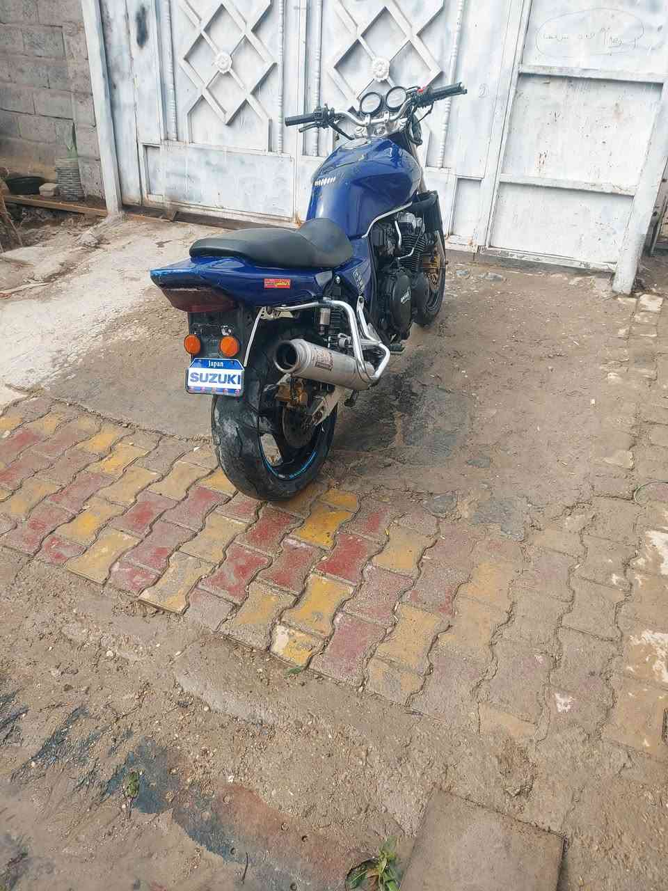 سلام عليكم سيبي فور جيل ثاني تعليمي 8  ولف خير من الله نكره سلف كل نقص مابيهه بغداد مجمع بسمايه
سعرهه واحد و150بيهه مجال قليل قابل التفاوض ***********
