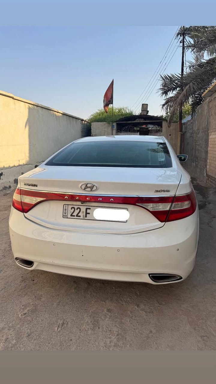 أزيرا 2012 
وارد خليجي اربيل بأسم شركة 
بية ظربة بالجاملغ الايمن الخلفي أثر ستوتا صبغت مع بيبان الأيمن سيارة جاهزة من حدادة كاملة ايطارات بطارية جدد
بية منظومة غاز 
السعر 95وبية مجال 
بصرة أبي الخصيب 
للاستفسار
***********
