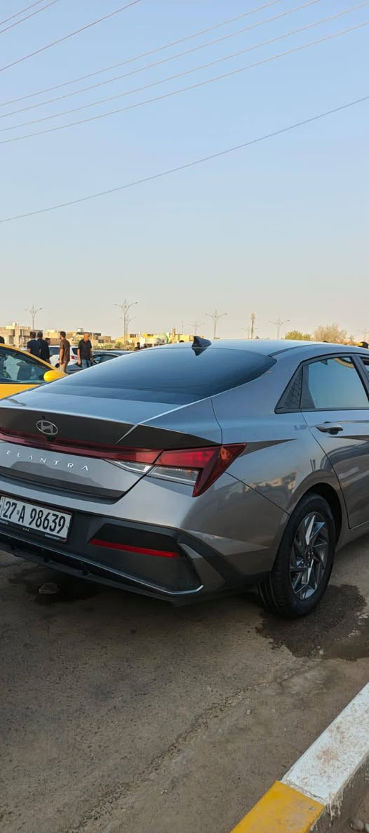 بيع مستعجل
الانترا موديل 24 امريكي حادثها بنيد فقط الباقي كفااله 

سياره جديده جاهزه لل خير حداديه وتخم تاير ويل كب وتبريد مواصفات الفول ما عدا الفتحه مكينه 2000 لايت لد قياده ذايته توقف ذاتي مواصفاتها معروفه 

السعر 149 وبيها مجال 

للاستفسار ***********
