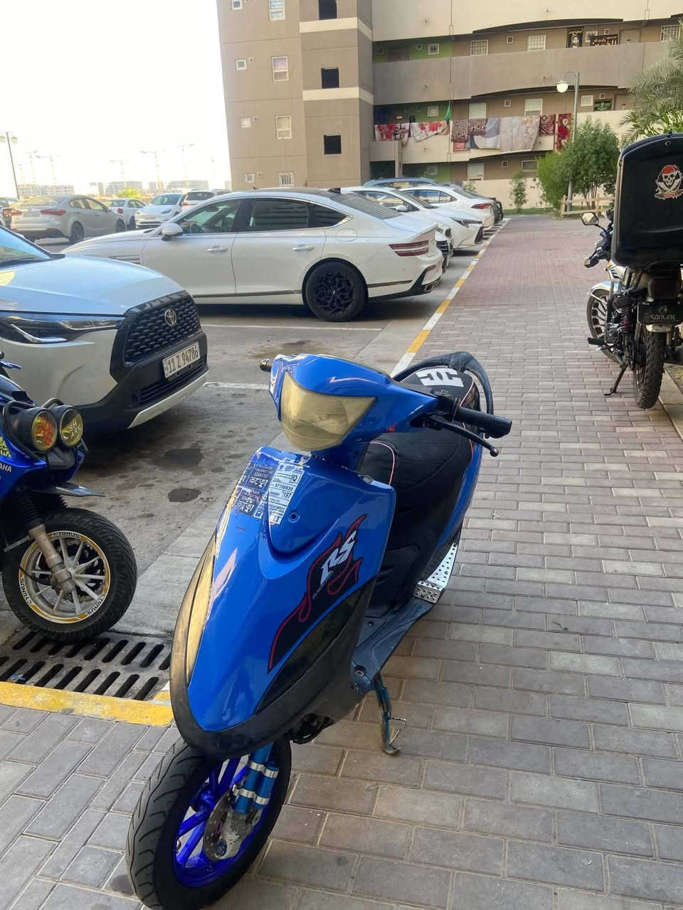 السلام عليكم للبيع ٣٥٠ ***********
