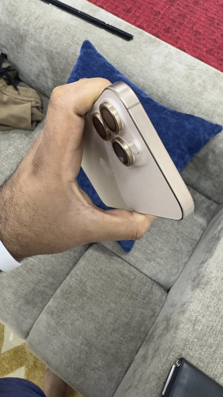 السلام عليكم ايفون 16 برو ماكس ذاكره 256 نطافه 100‎%‎ ملحقاتك كامله
بطاريه 94 عدد دورات الشحن 283 
سعره مليون و 400 مكاني بغداد شراي تعال خاص او اتصل ‭0788 022 0238
