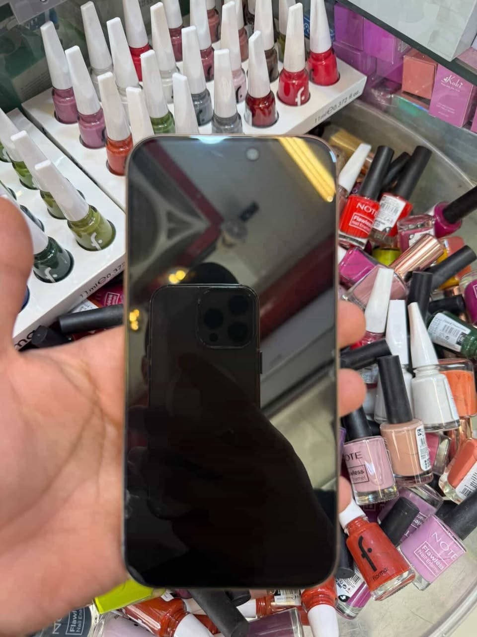 ايفون 16 برو ماكس بطاريه 94 نضافه 100/100  كامل ملحقات للاستفسار الانتصال ع رقم   ‭0785 245 9495‬
او مراسله الصفحه 

السعر 1300
