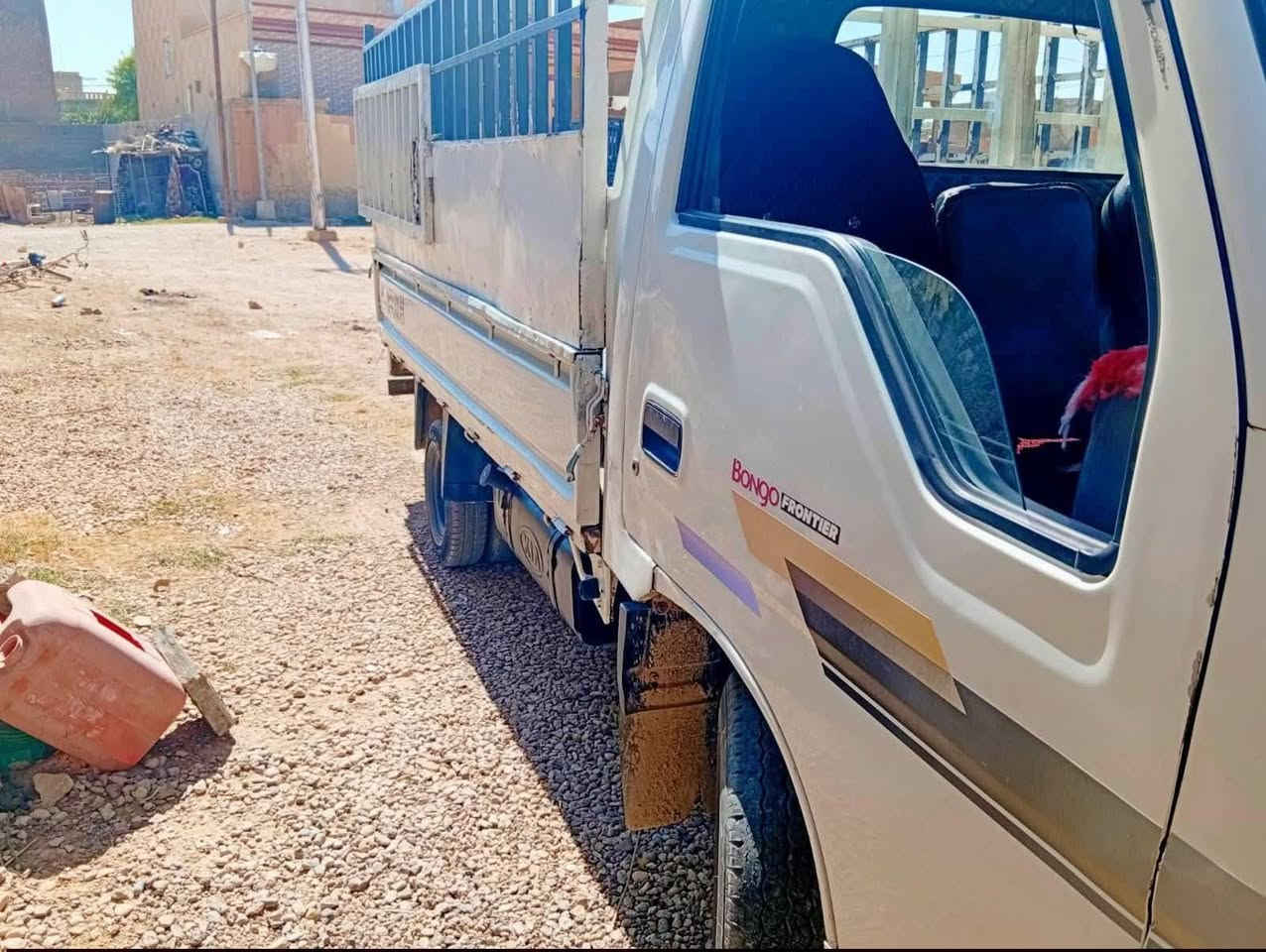 سلام عليكم كيا فونتيرا ام عيون للبيع
سياره نظيفه محرك وگير وشاصي مكفول

 تحويلها مباشر مكانها كبيسه ***********
