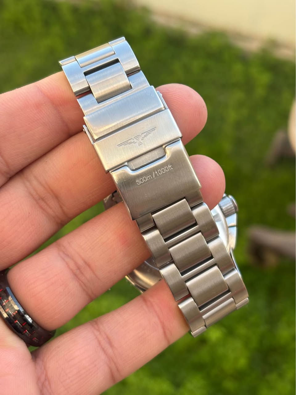 سلام عليكم

لونجين كونوكيست كرونوغراف اصلي 

-نظافه ممتازه جدا مع كافه ملحقاته 

-سعر الساعه 465 دولار 

------------------------------------

‎للاستفسار *********** بغداد, العراق
