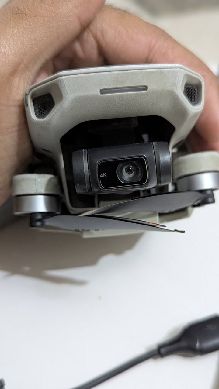 اقرا المنشور عدل
درون dji مني 2 الدقه فور كي
كومبو كامل ملحقات
🔴بيها ضرر بالشاصي يحتاج تبديل
البطاريات منفوخات بس شغالات
ابيعها شغاله كلشي بيها يشتغل
تفيد الي ياخذها قطع غيار او ياخذها يصلحها
سعرها مناسب شراي خاص وبخدمتك
مكاني ناصريه


**إذا كنت صاحب هذا الإعلان وتريد حذفه لأي سبب، رجاءا أرسل رسالة إلى الدعم الفني**