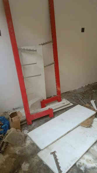 السلام عليكم 
رفوف مال اسواق كلهن هنا وملحقاتهن الي يريدهن يتصل 
*********** بالكوفة كلهن ب 50 الف
