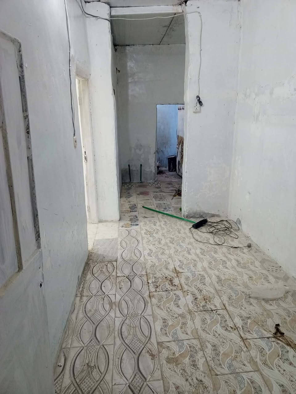 بيت تجاوز من جهة اللطيفيه للبيع مي +
 ومجاري كله جديد ***********
***********
