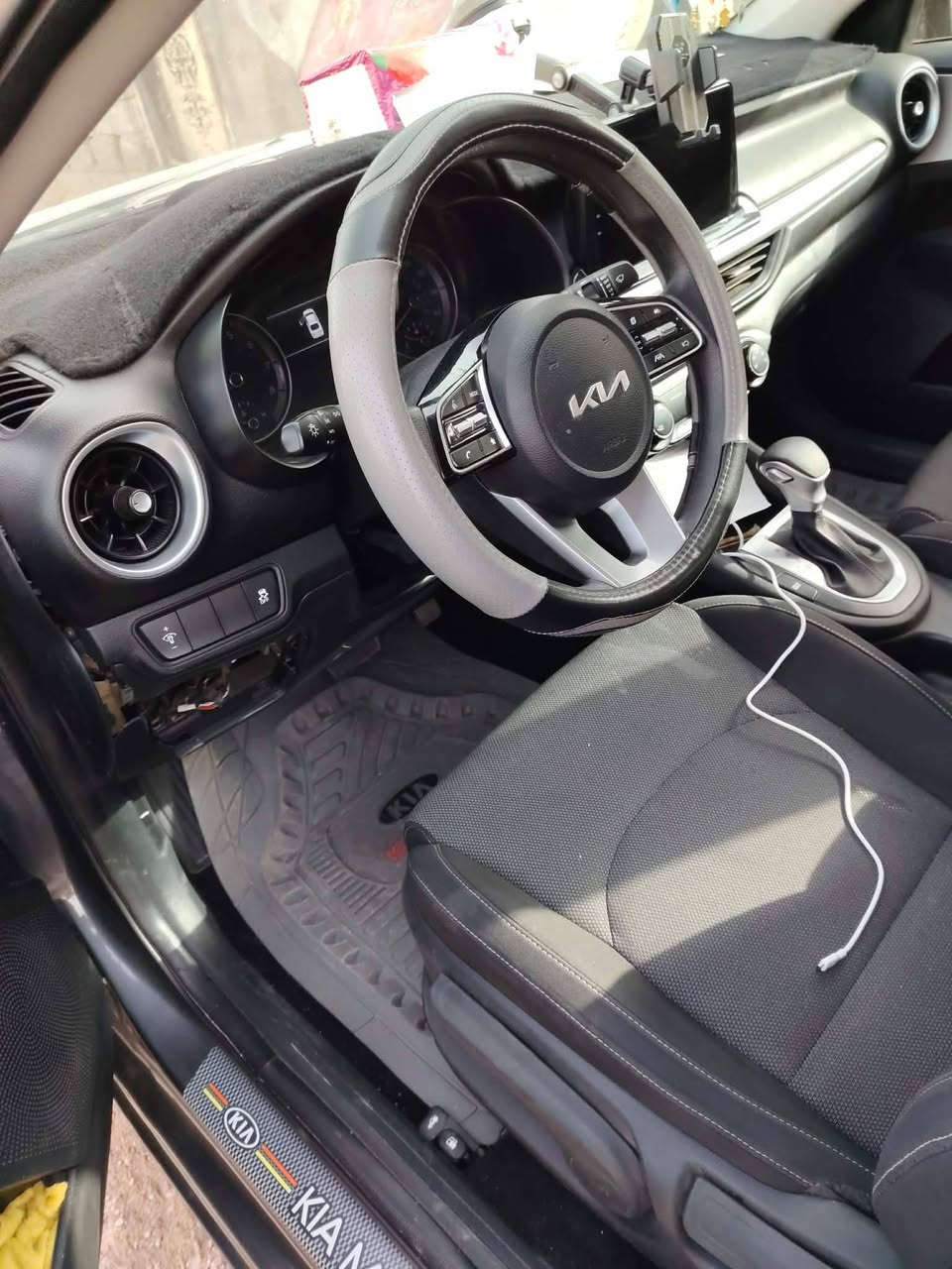 السلام عليكم
فورتي موديل 24 للبيع ماشيه 22الف ميل السياره معوقين انبار السعر 135 وبيها مجال رقم صاحب السياره *********** بي واتساب شباب اني مكلف بلنشر
