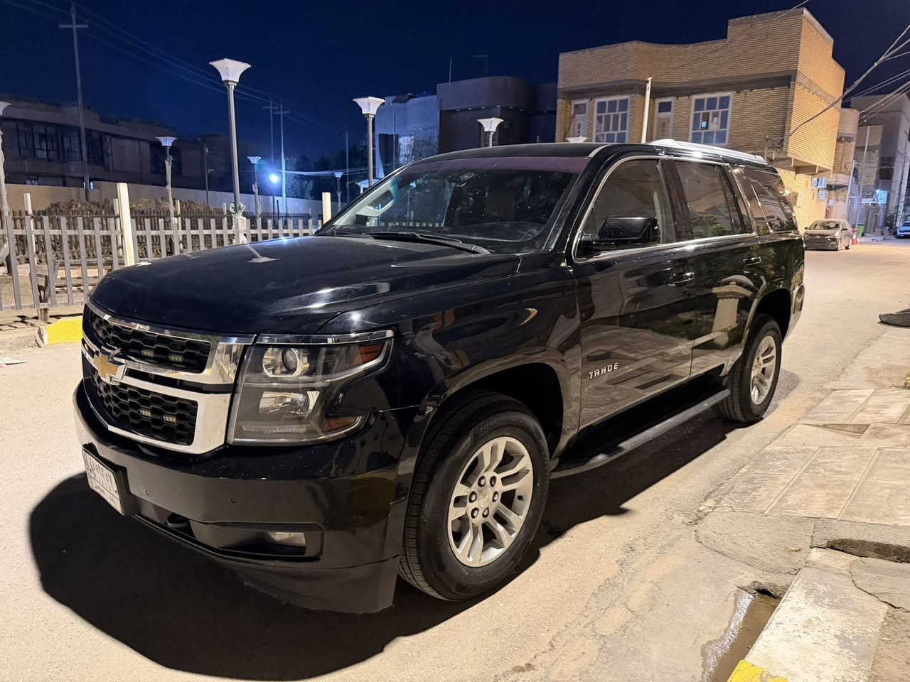 تاهو خليجي موديل ٢٠٢٠ 

- السيارة ماشية ١٥٠ الف كم

- الرقم بعد عطلة العيد يتحول رقم جديد
 
- السيارة حادثها صار باب الصدر تبديل طبق الاصل + باب خلف تعمير

- كير + مكينه كفالة 

- حدادية + تخم تاير جديد 

-كشنات + ارضية تغليف جديد جلد

- مكان السيارة الناصرية 

بيع سعر ٣٢٥$ وبيها مجال حگ الجية 
 او مراوس مع جمسي دنلي ٢٣ وفوك 

للتواصل 
***********
