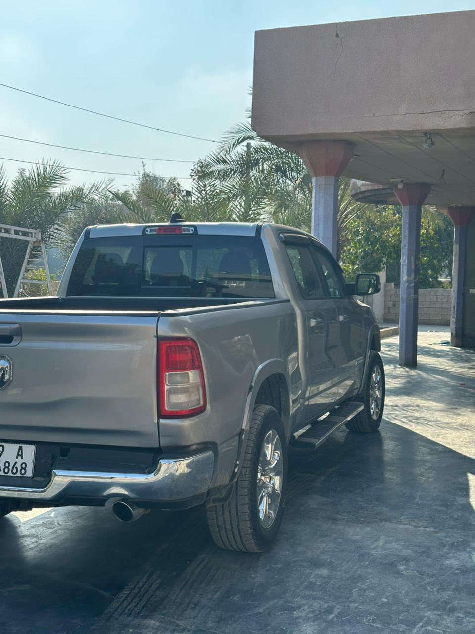 للبيع او المراوس رام ٢٠٢٢ بك هورن رقم دولي بسمنا وارد امريكي حادث خشم البنيد فقط بدون دواخل السيارة جديدة ماشية ٤٠ الف فقط والباقي كفاله عام 
فول مواصفات عدا البنوراما مالت جناي 
مكاني الحلة الشراي بي خير ويدلل 
***********
