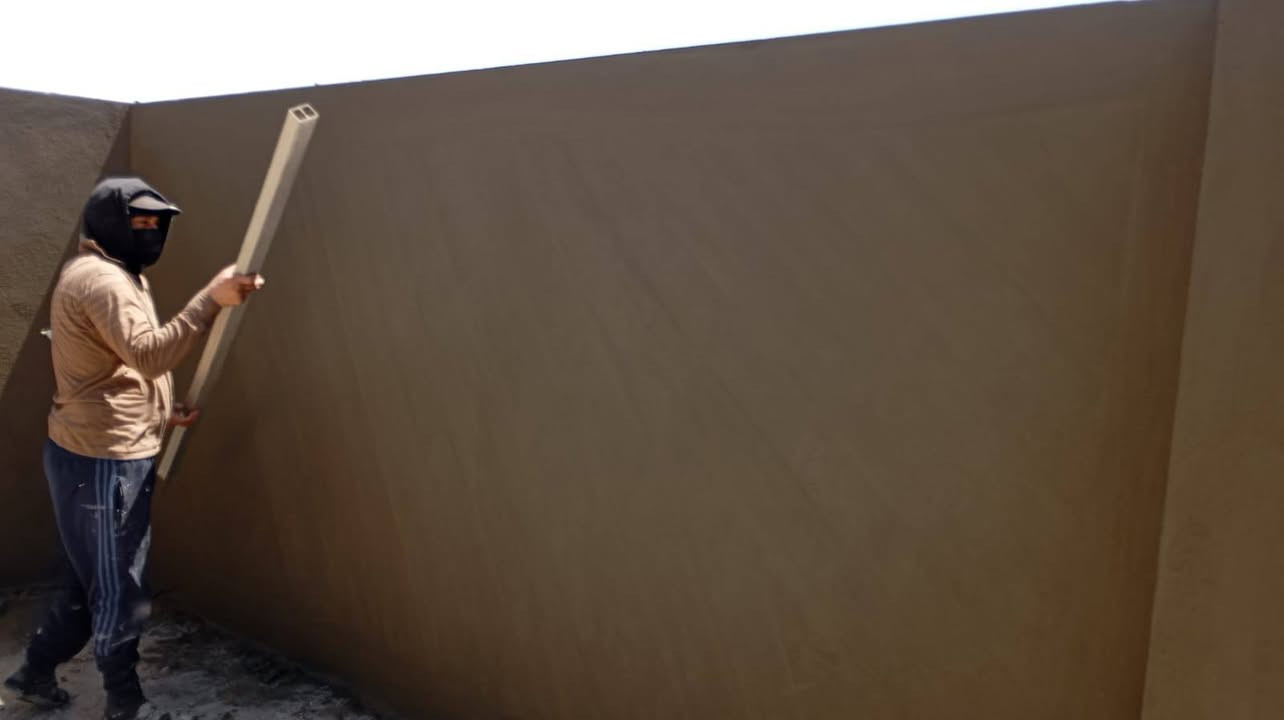 سلام عليكم كادر من لفلوجه بياض او لبخ شغل يرضي الله ثم ابو البيت اسعار مناسبه ومبيت بنفس الموقع والله رزاق ***********

