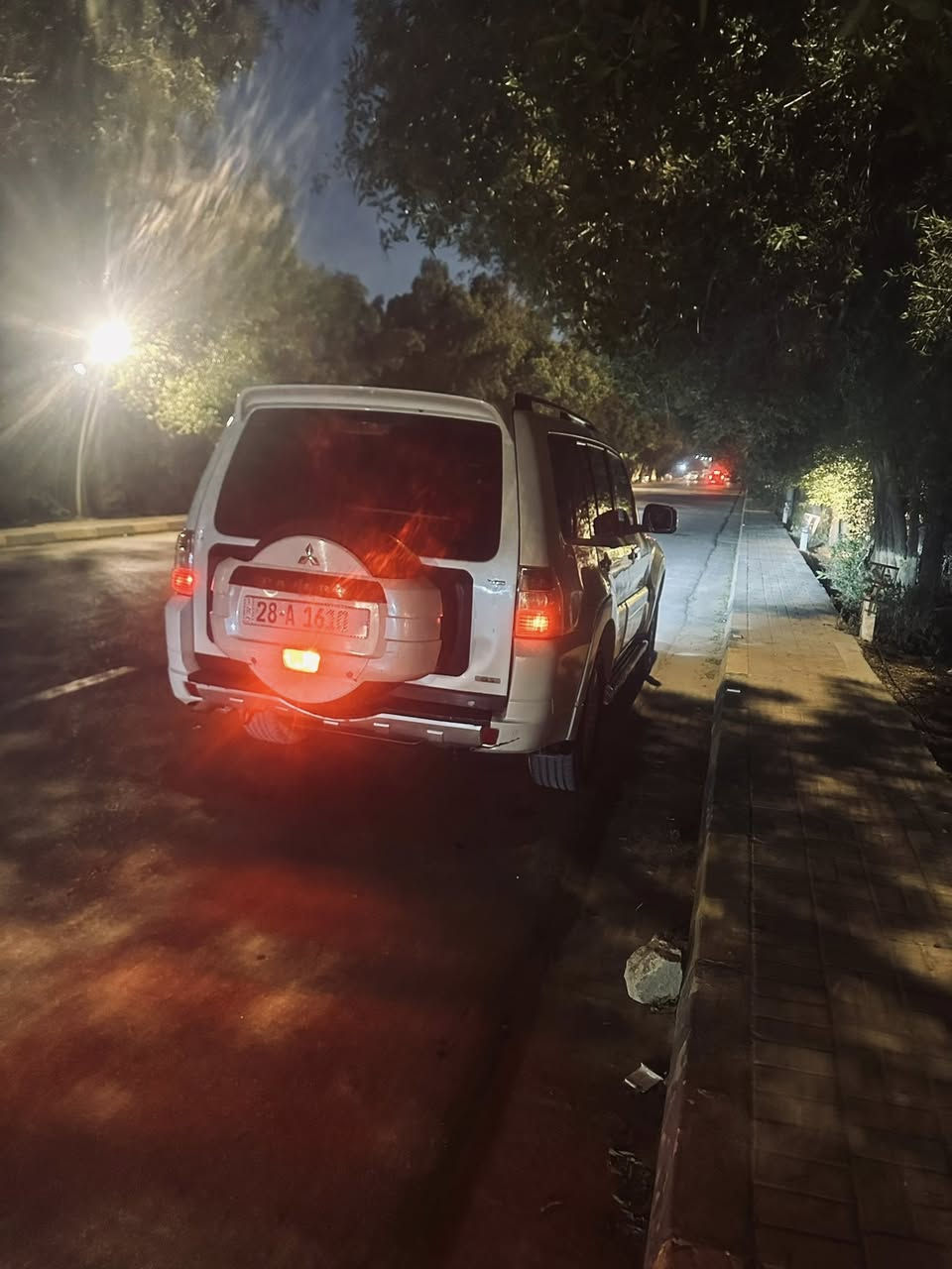 للبيع بايجيرو ٢٠١٠ فول حبتور رقم نجف دولي محدثه ٢٠١٨ بيه صبغ والسونار مرفق بالمنشور سياره نظيفه وجاهزه         مواصفات
فتحه سلايد روف 
كشنات جلد كهرباء 
دمام 
تبريد امامي خلفي منفصل +ثلاجه 
تحكم ٣جهات 
محرك ٣٥٠٠ 
السعر ١١٨وبيه مجال بسيط  فقط بيع بدون مراوس
مكان السياره النجف للاستفسار ***********
