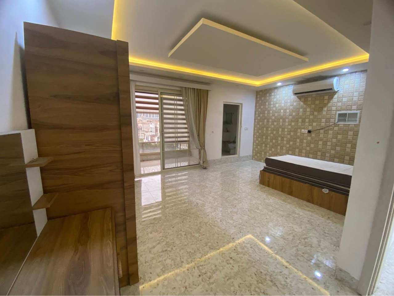 گەڕەک ئاری ١١٣م روکن بەرامبەر باخچە بەناوماڵەوە بۆفرۆشتن
.
اربيل منطقة اري ١١٣م روكن مقابل حديقة
 مع اثاث للبيع
.
.***********واتساب
***********.
اري طاهر
عقارات مەلەك تاج اربيل
.
‏‪#Ari_tahir‬ #اري_طاهر #ملك_تاج_اربيل #مەلەک_تاج_ئەربیل #Malak_Taj_Erbil #Erbil أربيل, العراق
