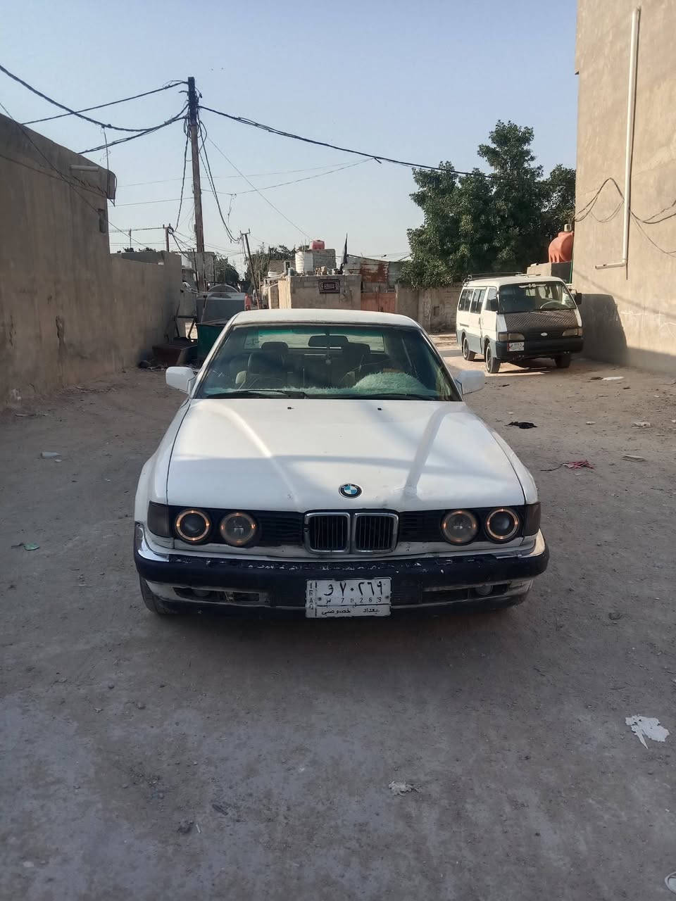 السلام عليكم
للبيع  بي ام موديل 92 رقم بغداد كفاله گير ومكينه وتخم تاير وحداديه وكهربائيات السعر 40 وبيها مجال للاستفسار الاتصال على الرقم ***********
