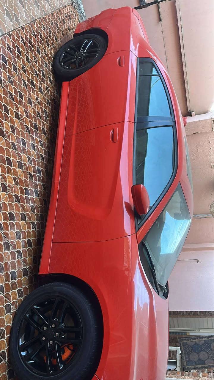 دوج جارجر 2017
اللون برتقالي مميز 
ماشيه 81 كم 
السياره فول مواصفات 1/1
السعر 195 وبيهه مجال 
مكان السياره بابل المركز 
حادثهه جاملغ وبنيد 
للاستفسار اكثر  الاتصال ***********
