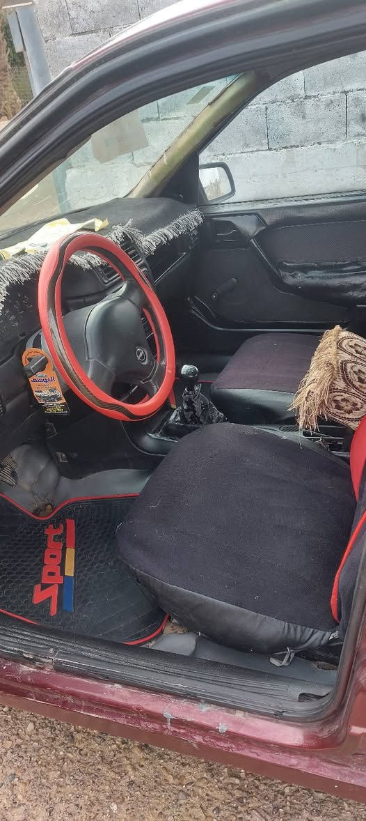 السلام عليكم اوبل فكترة موديل 92 محرك 1800 معمره من كلشي كهربائيات وصدر وتايرات وكير ومحرك كله تمام السعر 33بي مجال مكاني حديثه للاستفسار اتصل وتدلل ***********
