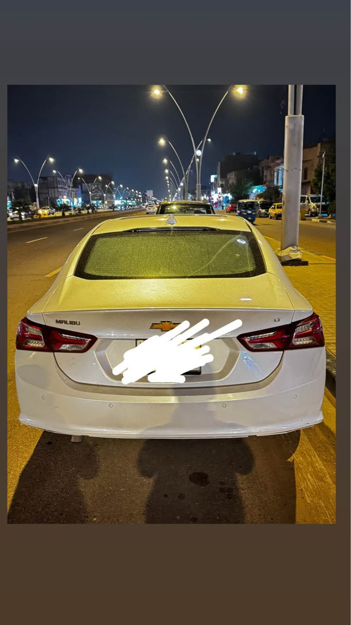 السلام عليكم ماليبو 2019 فول مواصفات فتحه سقف ماشيا 107 كيلو وقابل للزيادة 
رقم معوقين بعد سنه وتصير حره  وعندي بيها وكاله حادثها جاملغ وخشم البنيد 
كير AT توني شاده جديد محرك 1500 تيربو محرك ينقص ابيعك كوم حديد ومحرك كايم السعر 95 وبيها مجال 
مكاني بصرة حي المهندسين 
الرقم *********** البصرة, العراق
