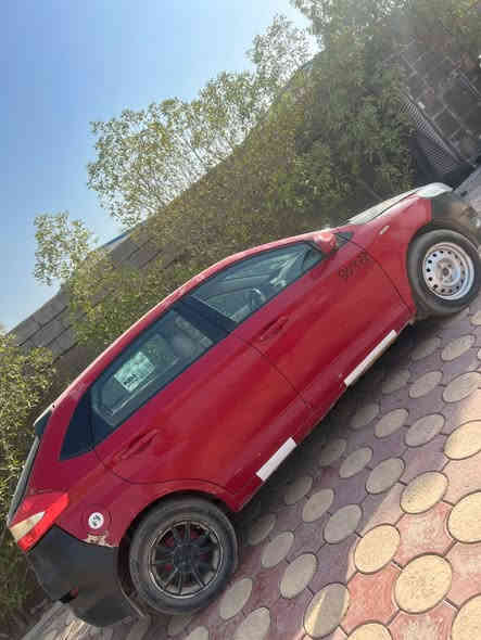 السلام عليكم  شيري فلاوين للبيع موديل 2011 رقم كربلاء مشروع وطني راعيها موجود بغداد شرط التحويل ينراد اله ترتيبات بسيطه سعر 27
