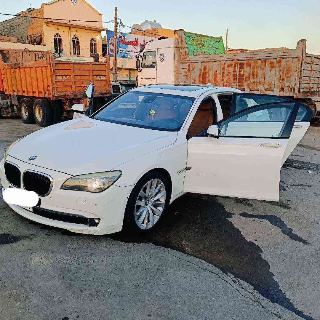 ‏BMW 750li f01 vip
‏رئاسي الباب الطويل فول الفول
‏اللون ابيض مميز 
‏مكينة 8 سلندر تون تيربو twin turbo 
‏تريد وكالة او تحويل سنوية باسمك 
‏موديل 2009
‏ماشية 180 الف كيلو 
‏وارد خليجي مكفولة صبغ وكير ومحرك وصدر 
‏المواصفات :
‏-سلايد روف
‏_ بردات كهرباء
‏- رادار + اوتو هولد + تحديد مسار
‏-زراك لايت 
‏- شاشات عدد 3 بلادي
‏-حساسات
‏-ثلاث كاميرات 
‏-لايتات زنون بلادي 
‏-داخل جلد بس كرسي السائق يرادلة دوشمة
‏-صاج ملكي لون مميز طافي 
‏-سيدي جينجر 
‏-شاشة كبيرة 
‏-تبريد ثلج
‏-مري شفط 
‏-ستيرن كهرباء 
‏-تبريد +هيتر بالكشنات 
‏-خمس بردات كهرباء 
‏-كشنات ميموري ومساج امامي خلفي 
‏- ابواب شفط
‏-جنطة كهرباء شفط 
‏-هاندبريك بصمة 
‏-اربع وضعيات قيادة 
‏-مري شفط 
‏وباقي الموصفات مالتها معروفة
‏السعر 135 ورقة وبيها مجال بسيط للاتصال


**إذا كنت صاحب هذا الإعلان وتريد حذفه لأي سبب، رجاءا أرسل رسالة إلى الدعم الفني**