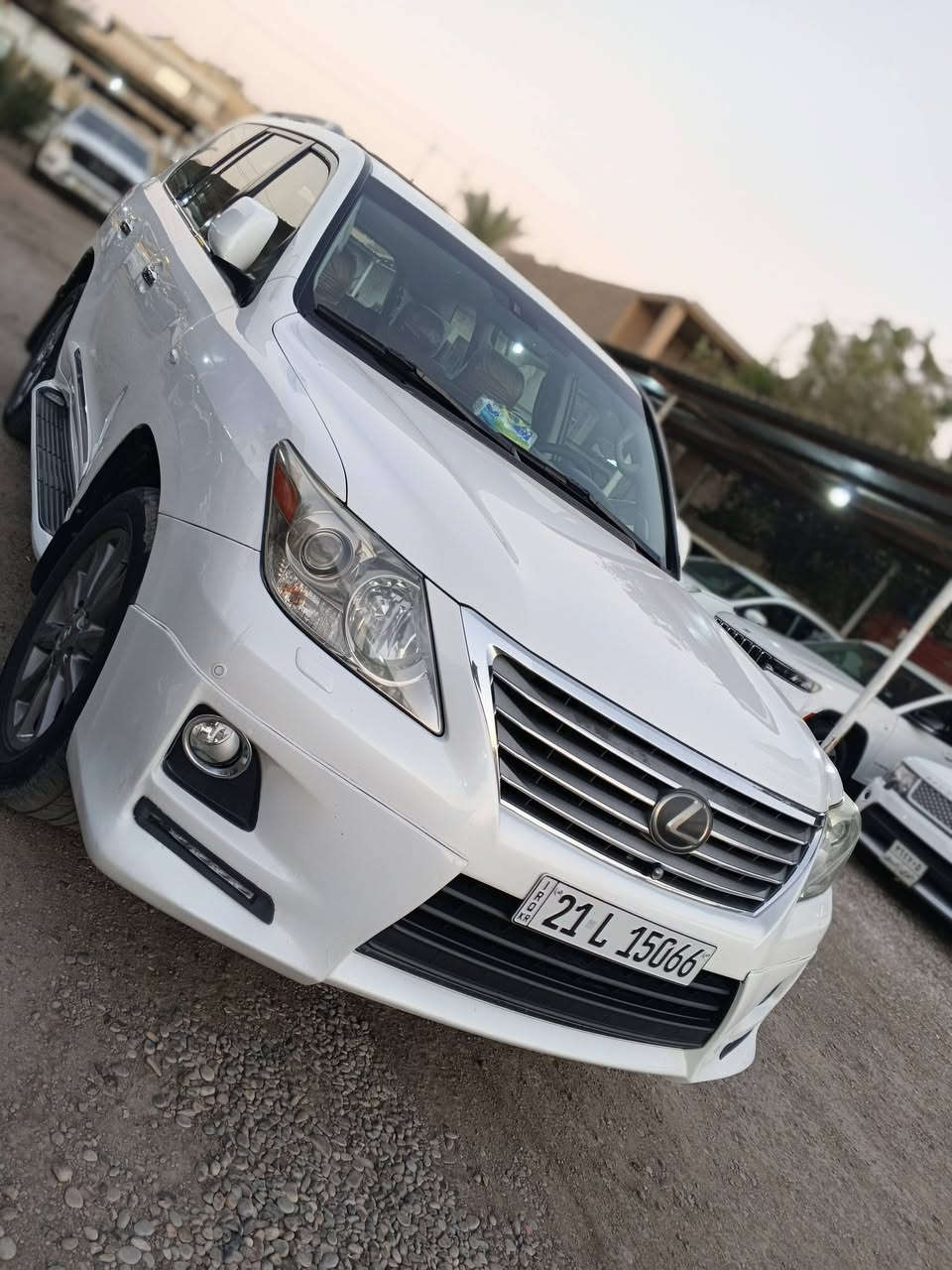 LEXUS 2011
LX570
SPORT
بريم أعلى مواصفات
مكينة 5700
سلايد روف
جكات
بصمة تشغيل وابواب 
كشنات تدفئة تبريد
كشنات كهرباء 
كامرات دوارة 
حساسات امامية خلفية 
جنطة كهرباء 
سيارة فول للخير 
كفاله من صبغ والفتح 
بيه بارد مكانين وتكحيلات خفيفة 

مكانه ديالى جديدة الشط 

***********
