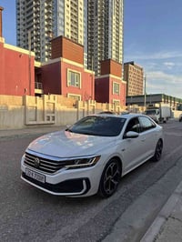 Passat 2020 R-line قطعتين و دوسه صبغ بدون دواخل بدون ايرباك   ماشي ٥٠ ...