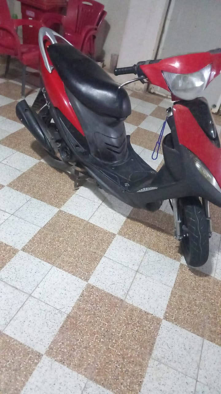 السلام عليكم دراجه ماكس عدله دراجه كهربائيات كله شغال هندر سلف دراجه تجي تفحص السعر 500 وبيها مجال مكان الدراجه الحله شارع 80 مال كربلاء ***********8 بي واتساب
