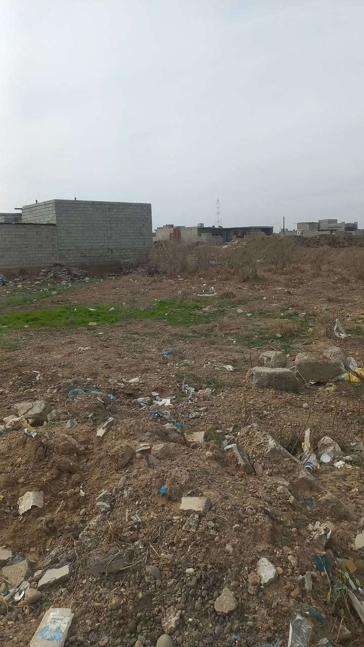 قطعه ارض طابو زراعي سند 25 للبيع مساحه 400 متر
واجه 16 نزال 26 شارع 10 متر
الموقع قرب منتجع نصير خلف المحكمه
للاستفسار اتصل 
***********
