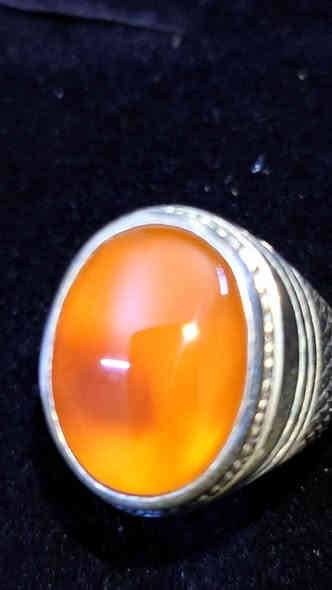 عقيق يماني طبيعي صياغة يدوي السعر 50الف العنوان بغداد زعفرانية فضه 925الهاتف *********** بغداد
