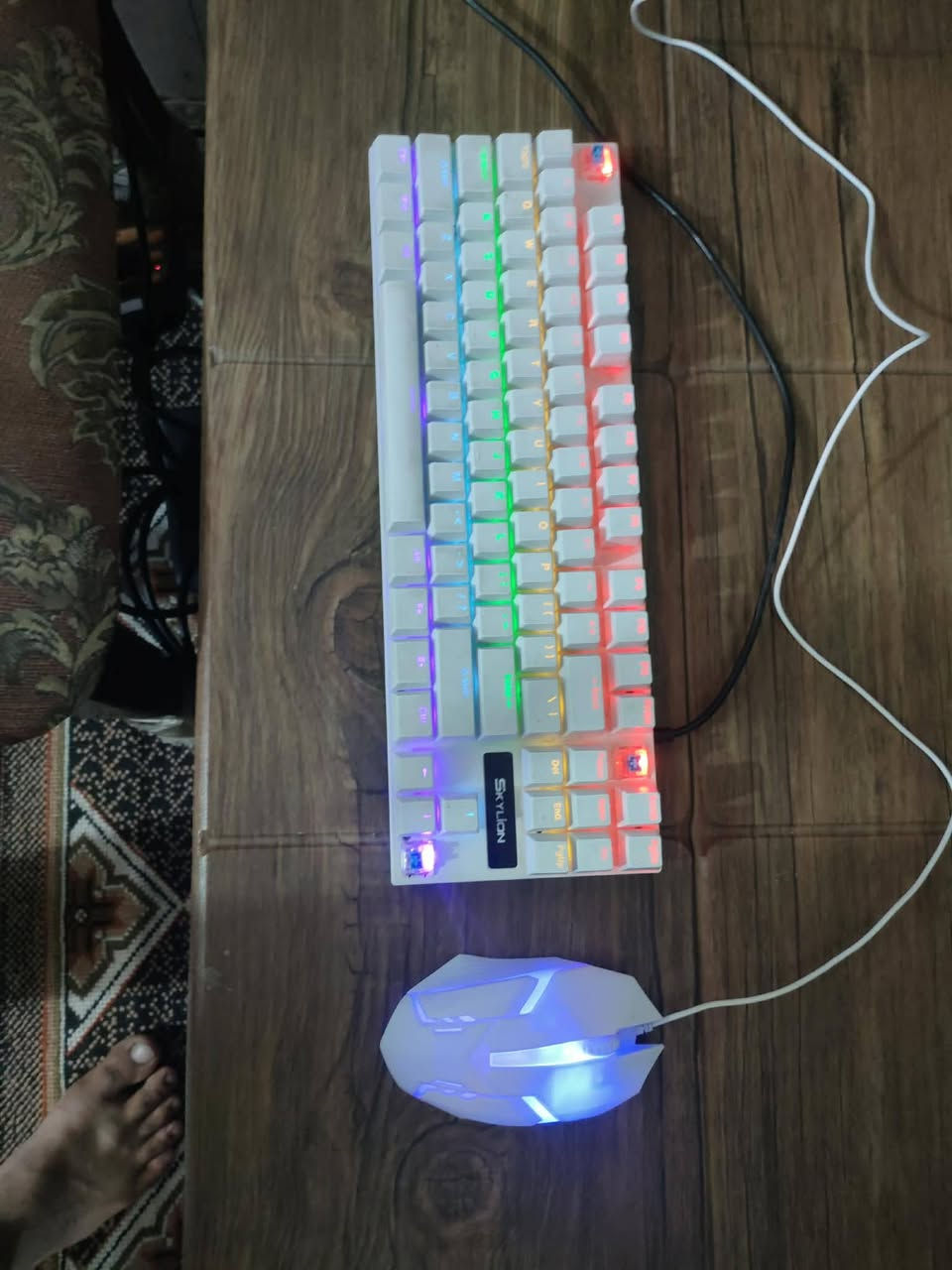 سلام عليكم البيع بيسي مواصفاتها موجودة بل صورة موس وكيبورت مال كيمنك معة دركسون شغال معا يوبس شراي يتصل متواجد خاص سعره 375 مكاني بغداد حي اور


**إذا كنت صاحب هذا الإعلان وتريد حذفه لأي سبب، رجاءا أرسل رسالة إلى الدعم الفني**