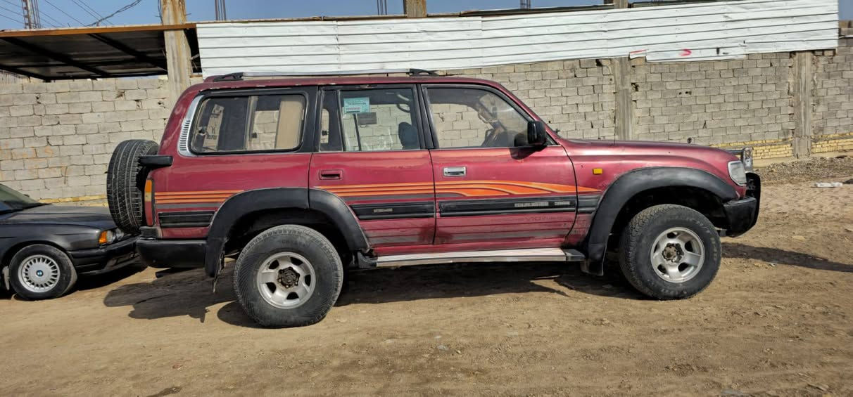 يالله
السلام عليكم جكساره 1991 سياره كفاله من الضربه رقم بغداد سنويه جديده 

محرك 8سلندر 

محرك وكير قبل شهر شادهن 

حداديه جيد جدا تخم تاير نضيف وكهربائيات كله شغاله 

السعر55وبيها مجال 

مكانها ناصريه قلعه سكر 

***********
