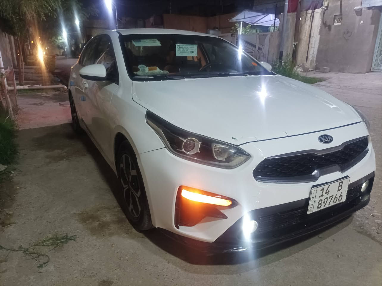 فورتي 19
انضمه قياده 3
محدد مسار 
تحكمات ستيرن 
مكينه 2000دوش
الكير سفتي بلاد
تخم تاير
السعر 128
مكاني رفاعي
***********
