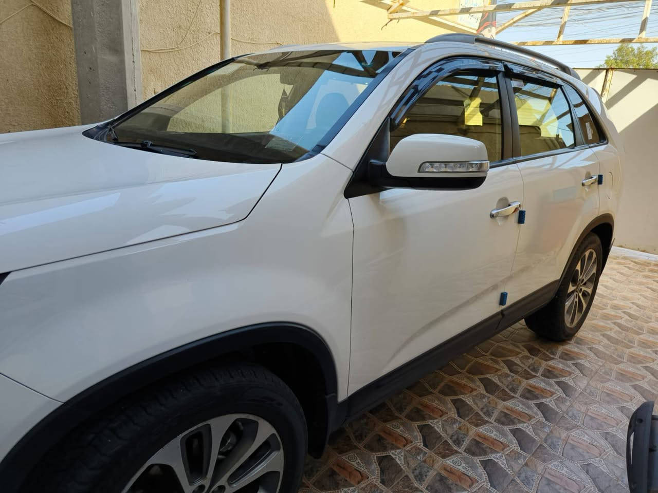 سورنتو موديل 2015 رقم ذي قار بسمي خليجي محرك 6 سلندر السيارة فول مواصفات عدا البنوراما بمصة تسغيل بصمة ابواب مري شفط اشاير بالمري ويل كب كروم عدد 5 حساس امامي خلفي شاشة كامرة 3 قطع تبريد 7 راكب بردات خلفية السيارة كفالة عامة عدا شبرين بارد بقبق الجنطة جوة الرقم بدون صبغ بدون تكحيل مكان السيارة ذي قار قضاء الرفاعي السعر 190 ورقة وبيهة مجال قليل الاستفسار ***********
