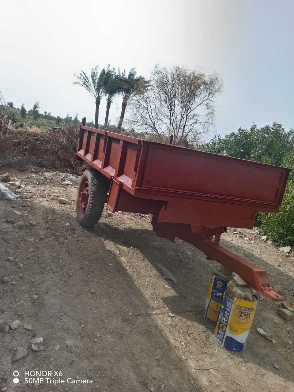 للبيع حدادي نضيفه مكان الديوانيه ***********
