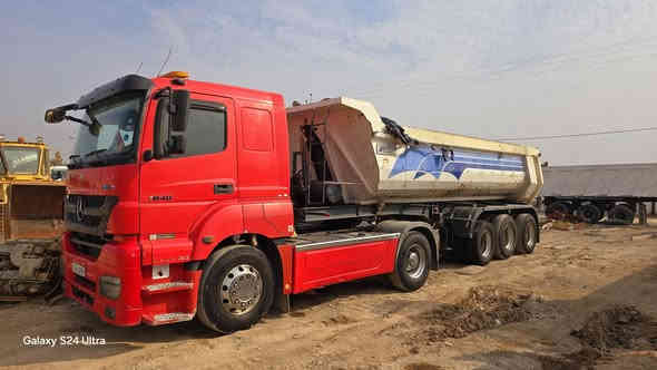 للبيع نساف اكسور2006المانيه/تبريد رتايدر/كير عادي/عربانه ماك نيسان/سياره بلادي نساف/كفاله عامه/رقم سليمانيه بسمنه
السعر320بي مجال قليل/السياره جاهزه علشغل ***********ديالى كنعان معرض الزهيري/
