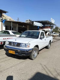 نيسان بيكاب • ٢٠٠٢ • اربيل