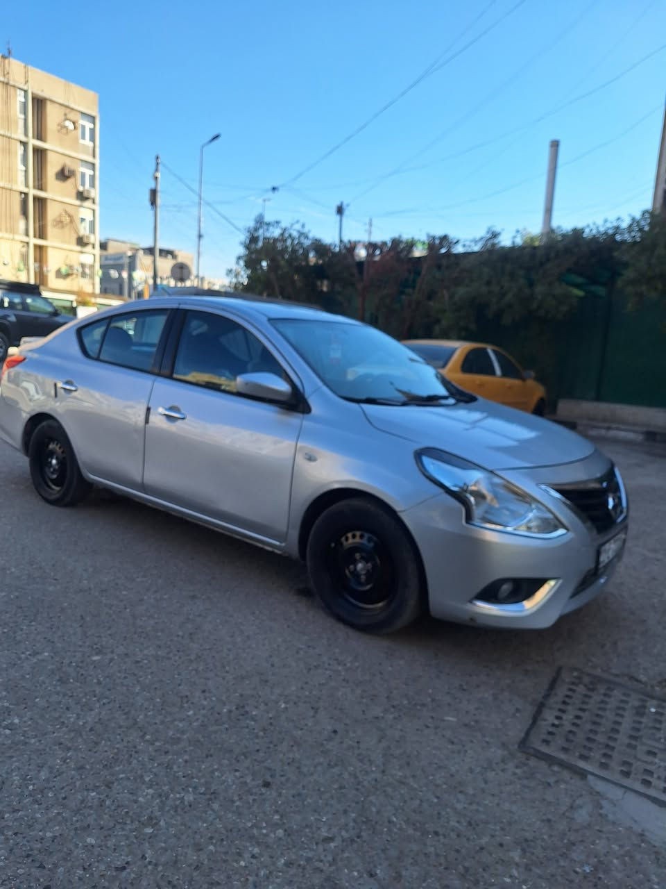 السلام عليكم  فيرسا 2019 نظيفه للبيع بيه 3قطع صبغ بدون دواخل 
محرك ،1600. كير  مكفولات  
تبريد  ثلج ثلج  تدفئة 
صدر حداديه نظيفه جدا 
مواصفات  فول  sv 
رقم بغداد الإنكليزي الجديد سنويه مجدده لل 2030 
هزه جديده تحويل مباشر 
السعر  89 
***********
***********
