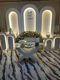 كوشتين كاملات للبيع بسعر مناسب  مع شازلونات عدد ٢ اضافيات وميز عدد ٢ ا...