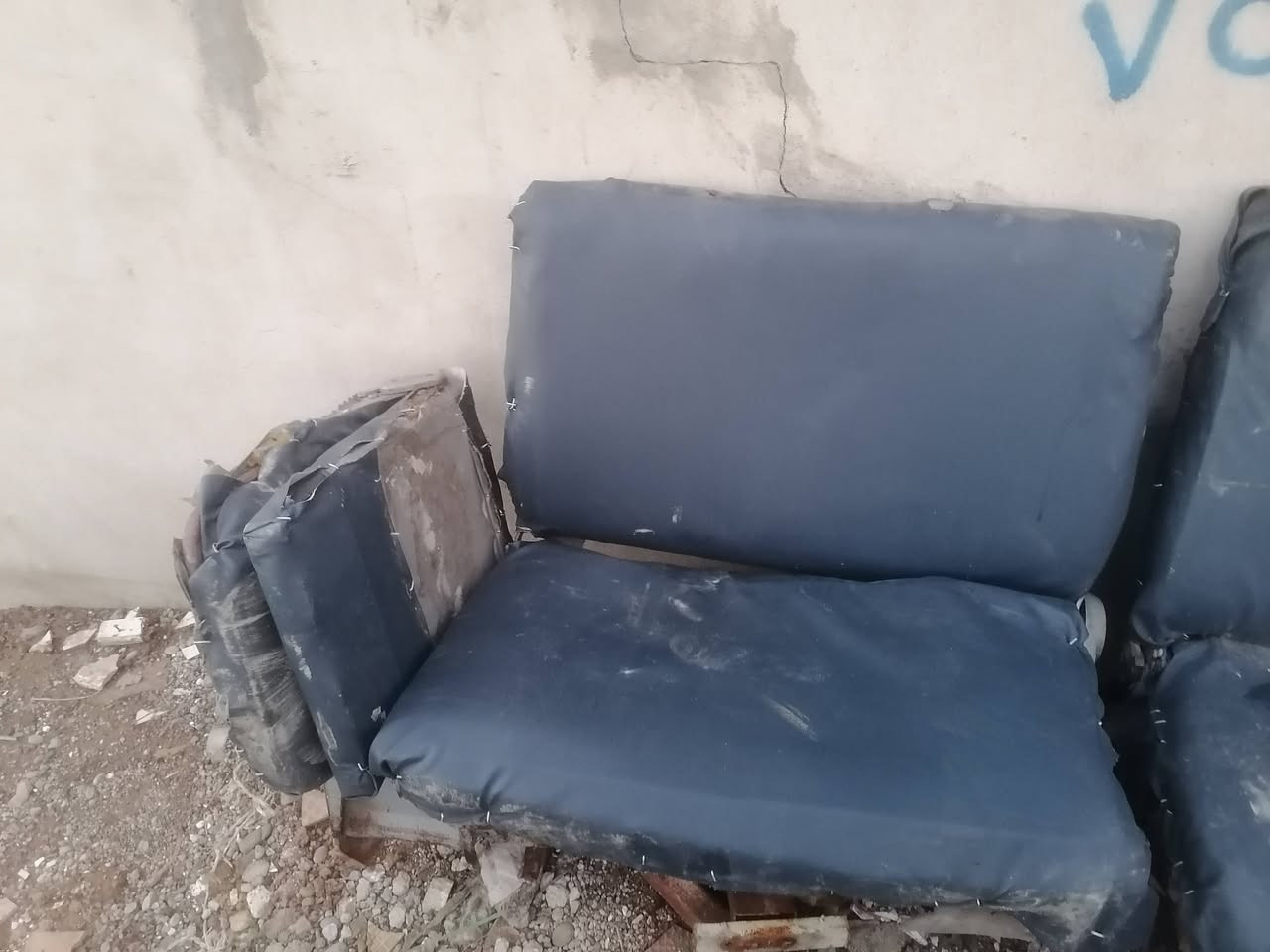 كشنات كيا بريجو مع سيبايا للبيع السيبايا 40 الف والكشنات ١٧٥ للشراي بيها مجال للاتصال الرقم *********** بي واتساب
