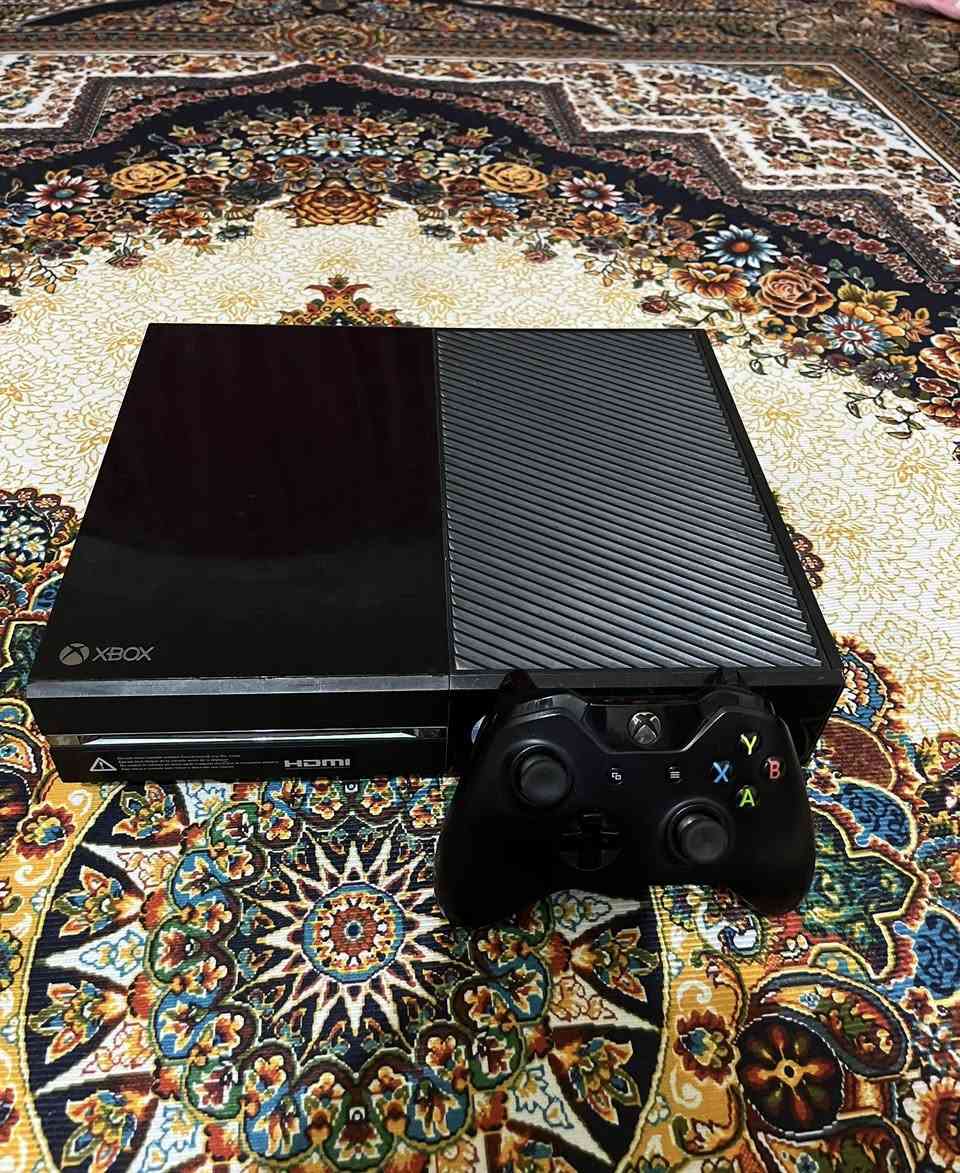 السلام عليكم اكس بوكس وان فات ملحقات كاملة السعر 110 وبي مجال الرقم ***********او المراسلة على الخاص او الواتساب
