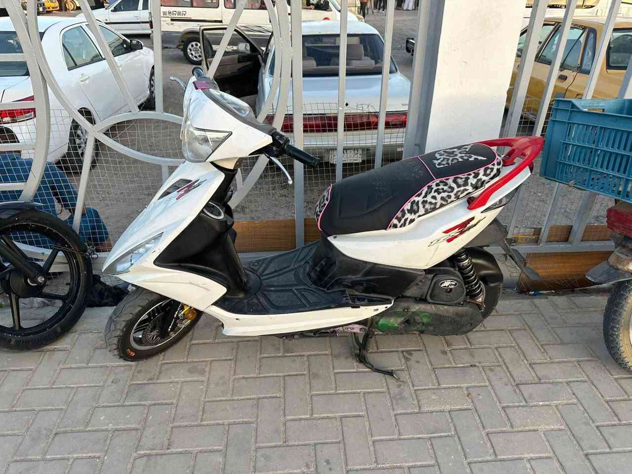 دراجه للبيع بلاديه كلهه كفاله عامه المكان المعقل سعر 800 رقم ***********
