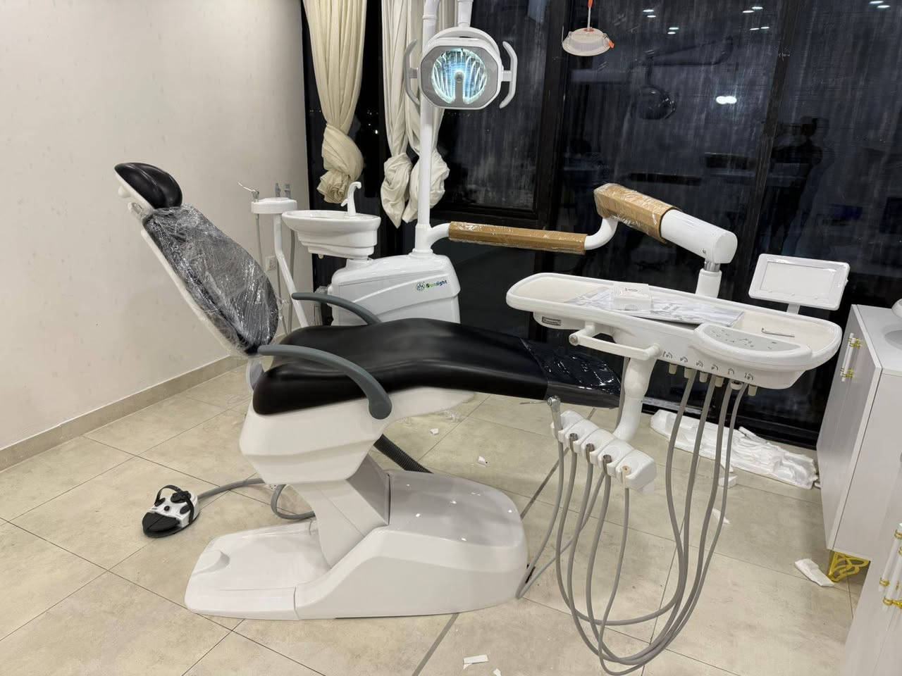 Sunlight dental chair
Model sl-8100 plus
تجهيز مركز متكامل من أجهزة طب الأسنان
الوكيل الحصري لشركة سان لايت في العراق
*********** واتس اب م أحمد
