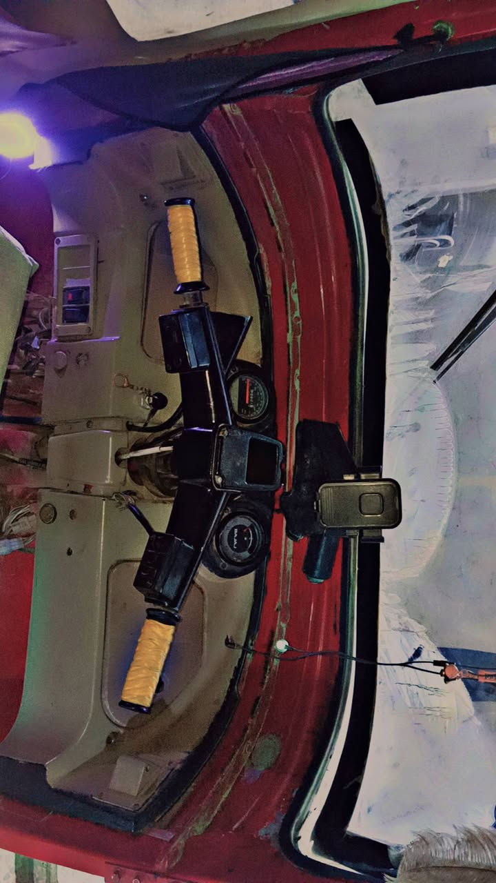 السلام عليكم تكتك 18 اوراق مكينه 20
كهربائيات كله شغاله تخم تأير كاعيات جدد مكينه لا تنقيص ولا تبخير.  السعر 3ملاين وبيه مجال مكان حله ابي غرق ***********
