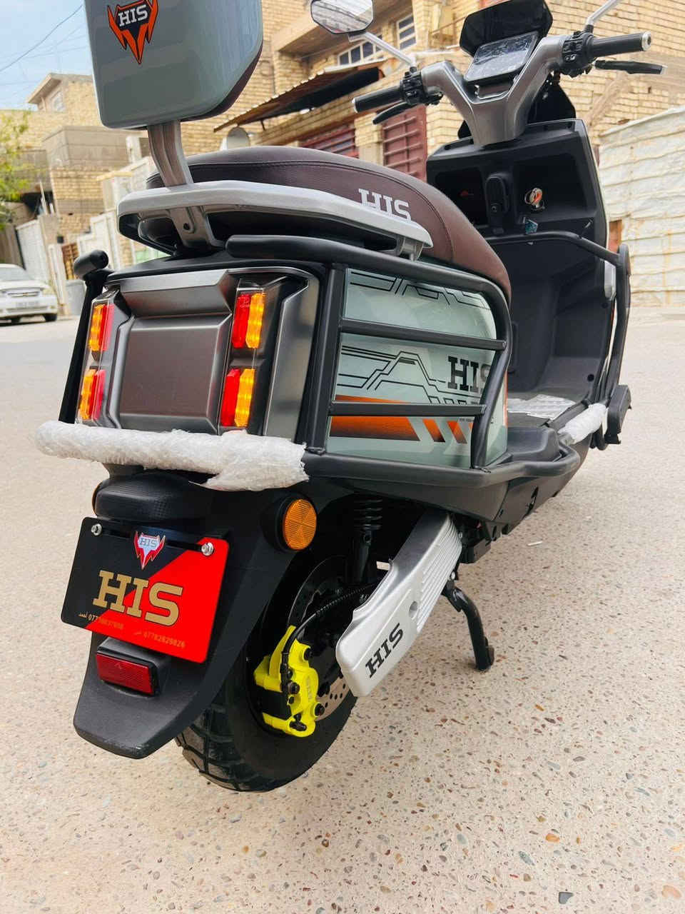 سلام عليكم ورحمه الله وبركاتو 
دراجه شحن الصاعقه موديل 2026
ملف 2000 عدد البطاريات 6”
عدد التحويلات 4 عداد السرعه100
عداد الكيلو متر 1066تقطع مسافه 70 k
 السعر 950 وبيه مجال بسيط جدا مكاني بغداد الزعفرانيه للااستفسار ***********
