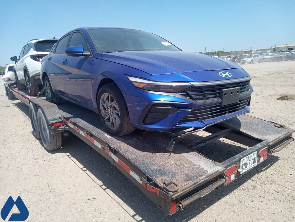 السلام عليكم شباب النترا موديل 2024 نص فول تحكم ستيرن قياده ذاتيه مثبت سرعه سياره جديده بمعنى الكلمه احلى من الصور كاصه من امريكا على ايدي ما بيها حادث شخط بالهلال مال الجاملق موضح بالصور دوشمه جديده سياره ماشيه 16,000 ميل. السياره خير من الله وبالعافيه على ياخذها رقم اربيل مكاني بغداد حي الاعلام تقاطع الدرويش ما متواجد على الفيس اللي يحب يدخل واتساب او يتصل على الرقم/ ***********/
