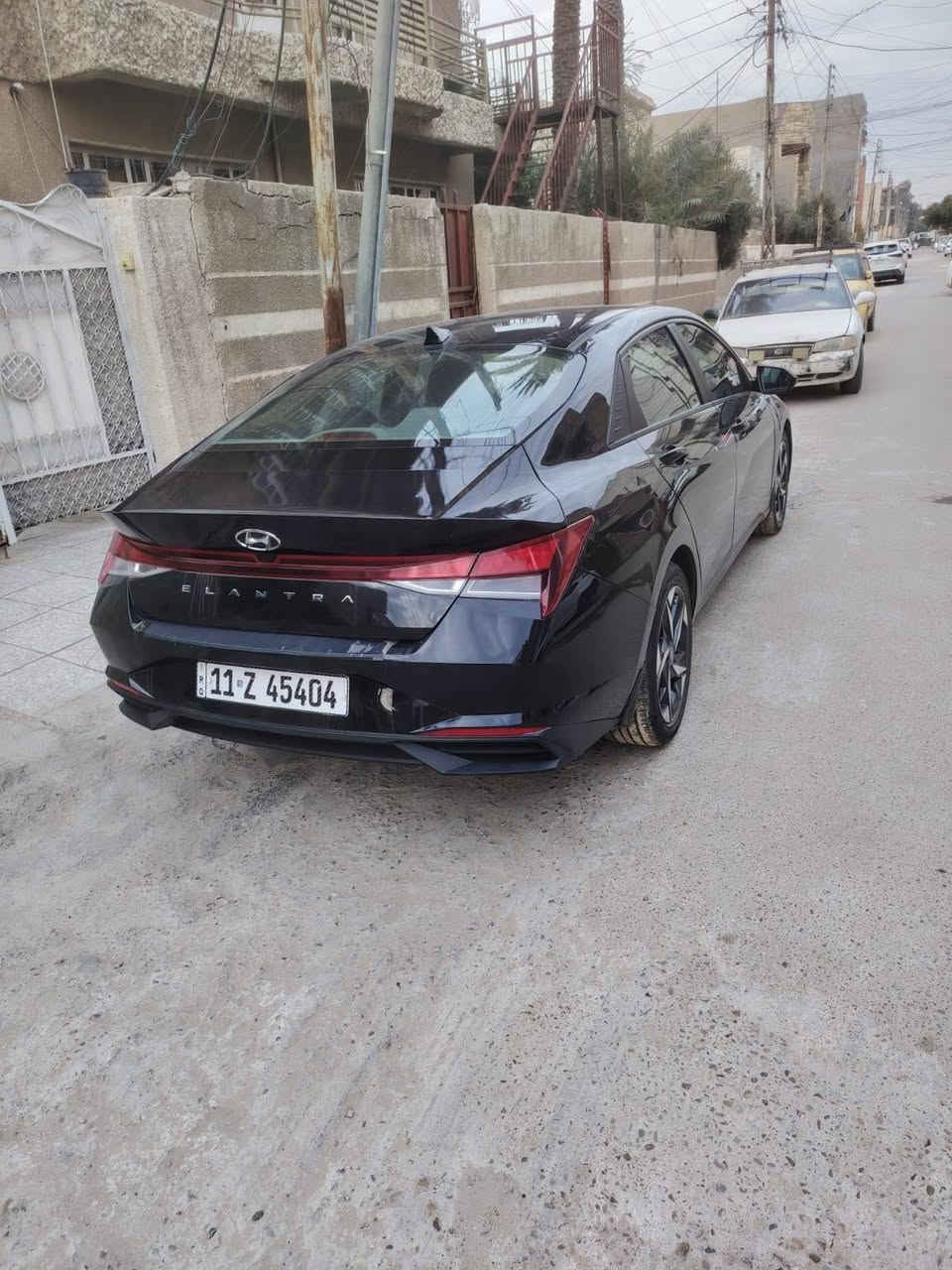 السلام عليكم للبيع إلنترا موديل 2023 فول عده الفتحه ماشيه ٩٧ ألف بأسمي حادثه بارد باب السايق شبر والجاملغ الأمامي بي صبغ بدون حادث مكاني بغداد البياع رقم الهاتف *********** السعر 165
