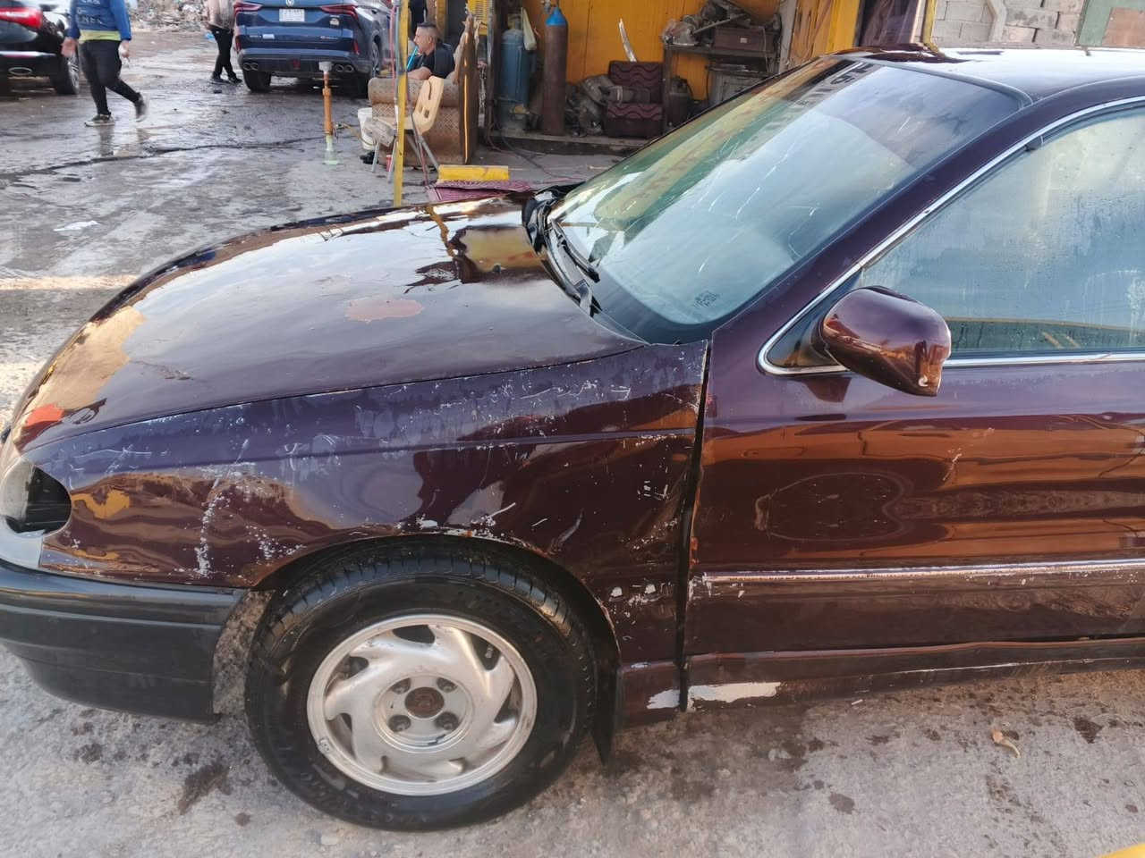 اللنتره مديل ١٩٩٤ رقم بغداد سياره شغاله مكاني بغداد دوره كير مكينه زينات تخم تاير كير عادي سعر ٢٠ وبيهه مجال بسيط ***********
