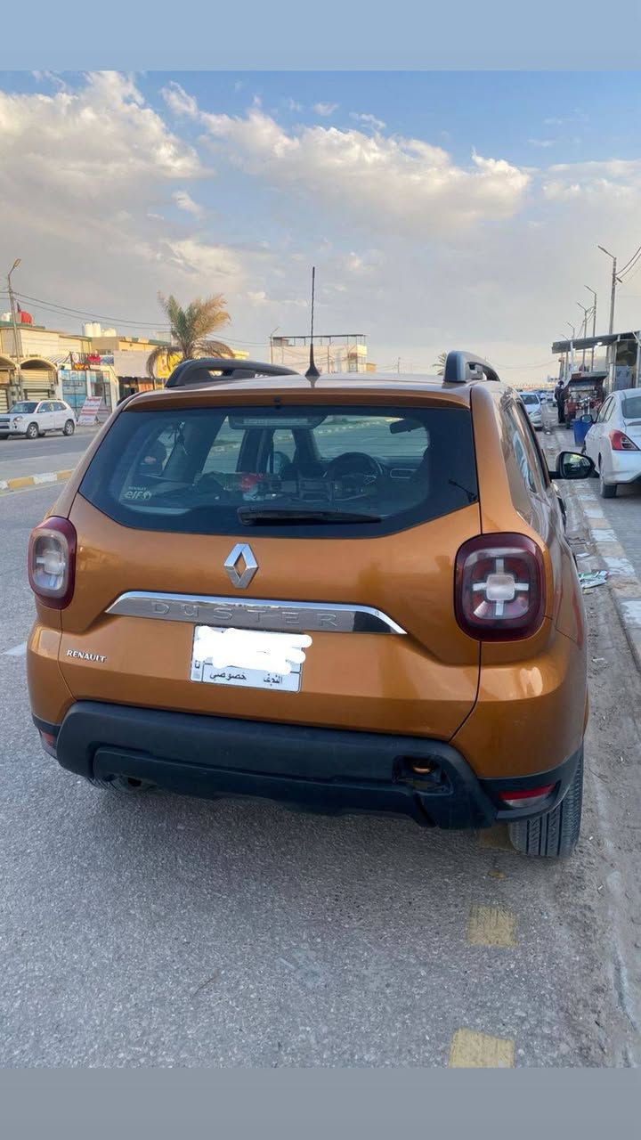 سلام عليكم رينو دايستر ١٩ محرك ١٦٠٠ بيها تبديل جاملغ امامي ايسر سياره استلام شركه ع ايدي السعر ١٠٠ وبيها مجال قليل للاستفسار ***********
