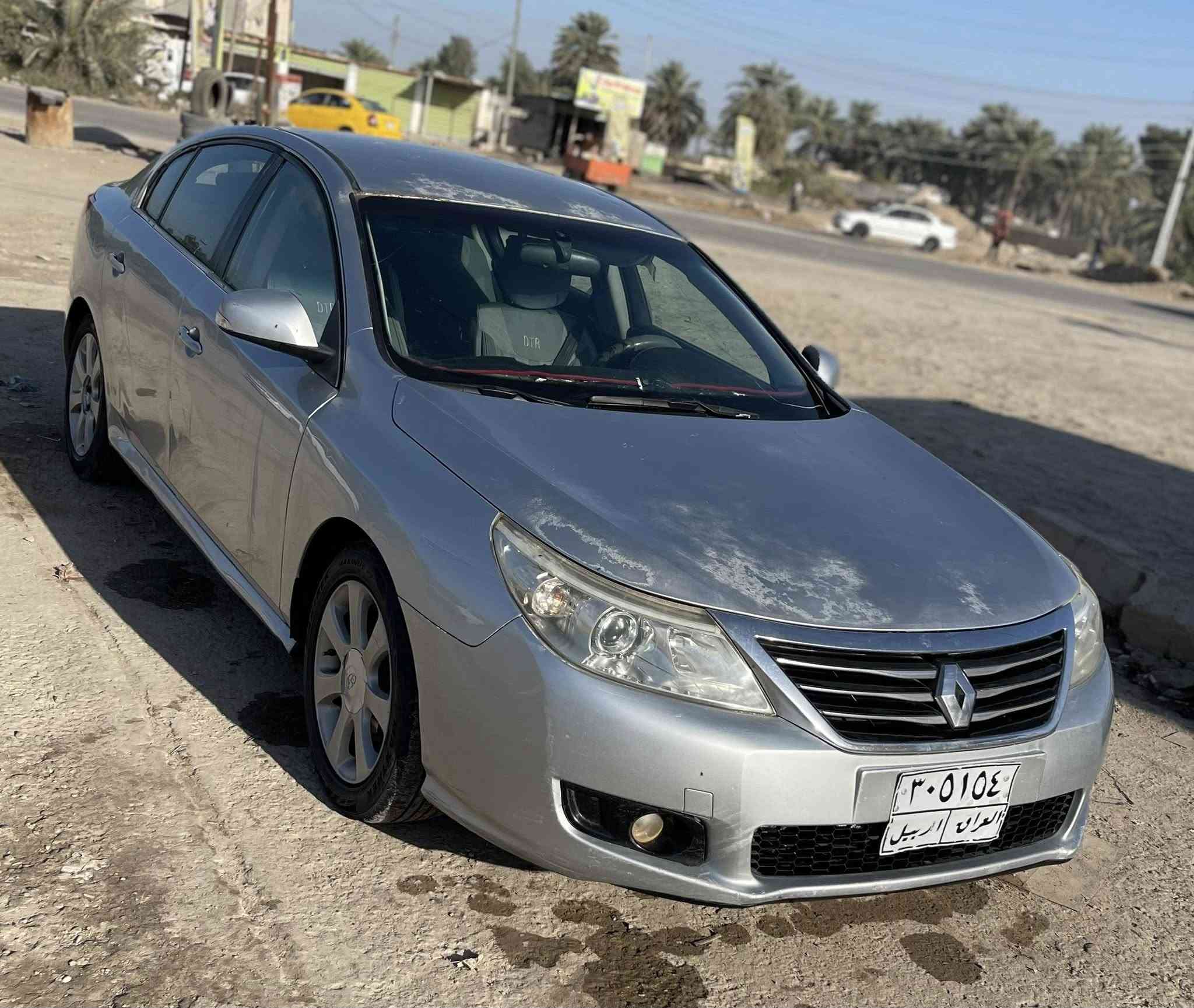 رينو سافران موديل 2012 
مواصفاتها معروفة 
كير محرك كفالة
تبريد ثلج
تخم تاير 
حدادية امامية وخلفية جديدة 
ادامة كاملة 
بيها قطعة وحدة جاملغ خلفي صبغ فقط
وبيها جراد واضح بالصور
رقم اربيل السنوية نافذة تريد تحويل تريد وكالة 
السعر 62 وبيها مجال قليل 
مكاني الديوانية وهذا رقمي متوفر واتساب او اتصال 
***********
